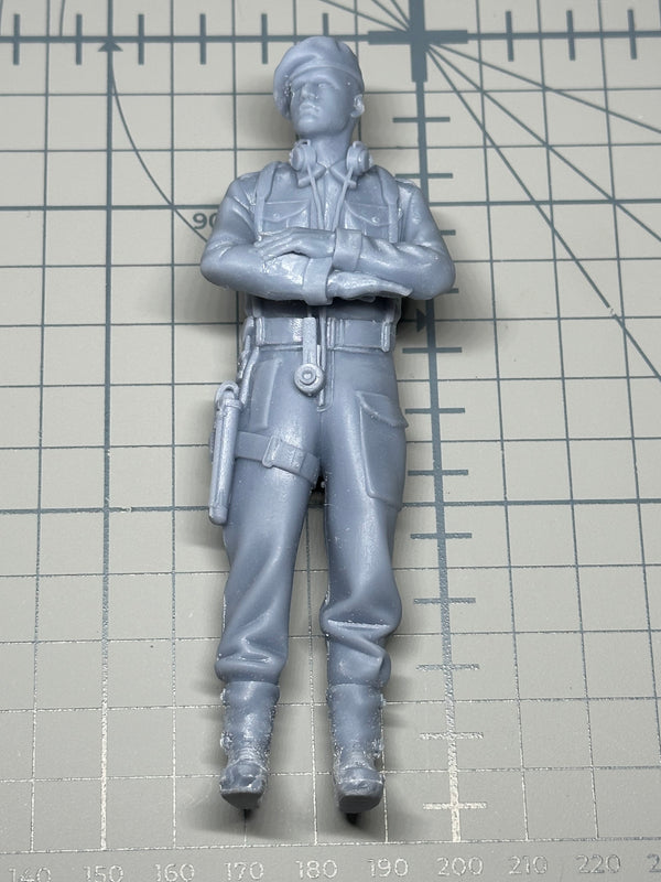 WW2 British Tank Commander With Arms Crossed  1/16 scale printed by The Veteran Modeler.