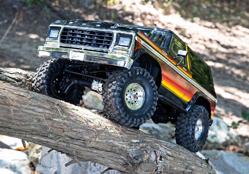 TRX4 1979 Bronco 1/10 Crawler, XL-5 HV, Titan 12T Model 82246-4 Sun Set Clipless Body Ships free across Canada! 🇨🇦