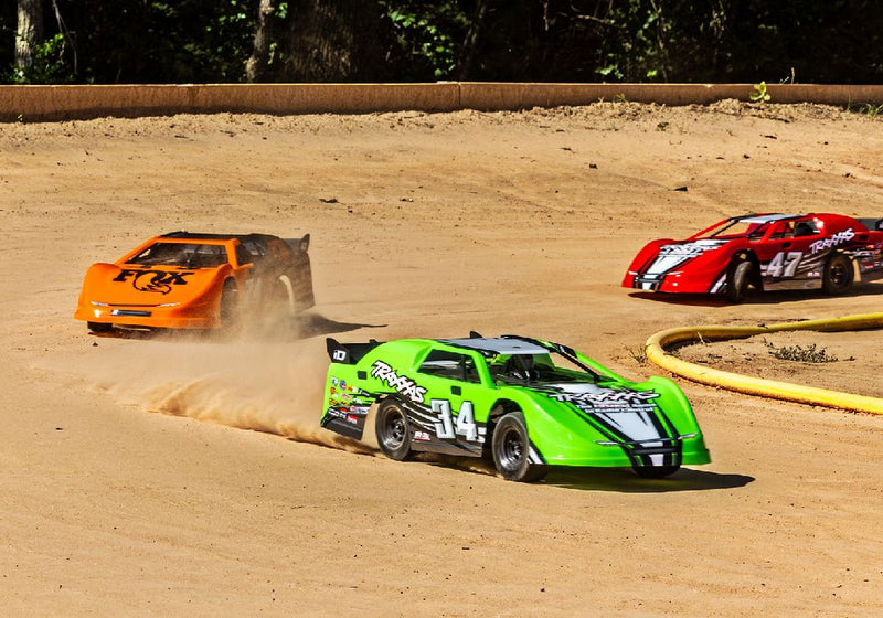 Traxxas 1/10 Slash Late Model BL-2S 2wd RTR 104364-74 Ships free Across Canada 🇨🇦