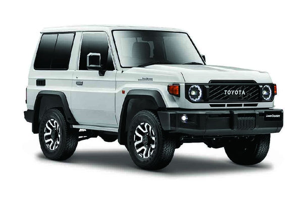 Maisto 1/24 SE 2024 Toyota Landcruiser 70 Hardtop DLX - White **Special order** 4 to 6 week wait time.