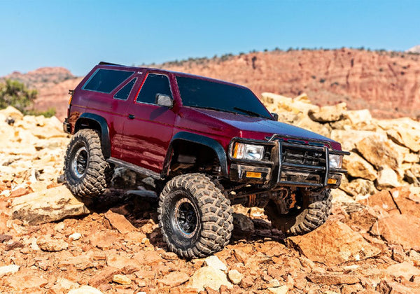Traxxas 1/10 TRX4 Nissan Pathfinder SE-V6 3S 4x4 RTR **Pre Order**