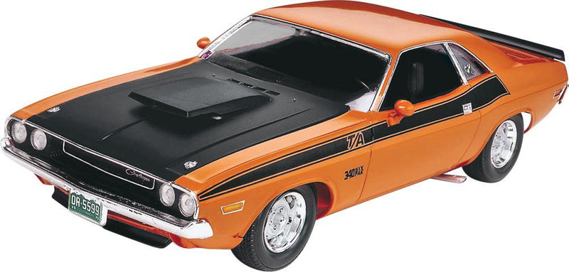 Revell 1/24 '70 Dodge Challenger T/A 2N1