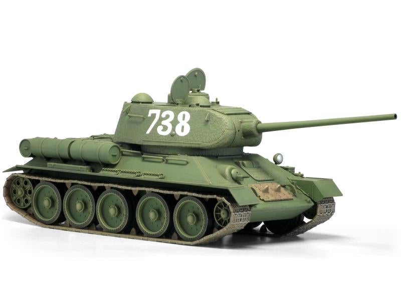 Academy 1/35 T-34/85 "112 FACTORY PRODUCTION"