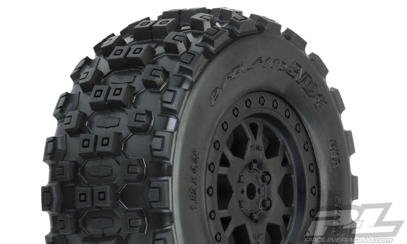 Pro-Line Badlands MX SC 2.2"/3.0" M2 (Medium) Tires Mounted on